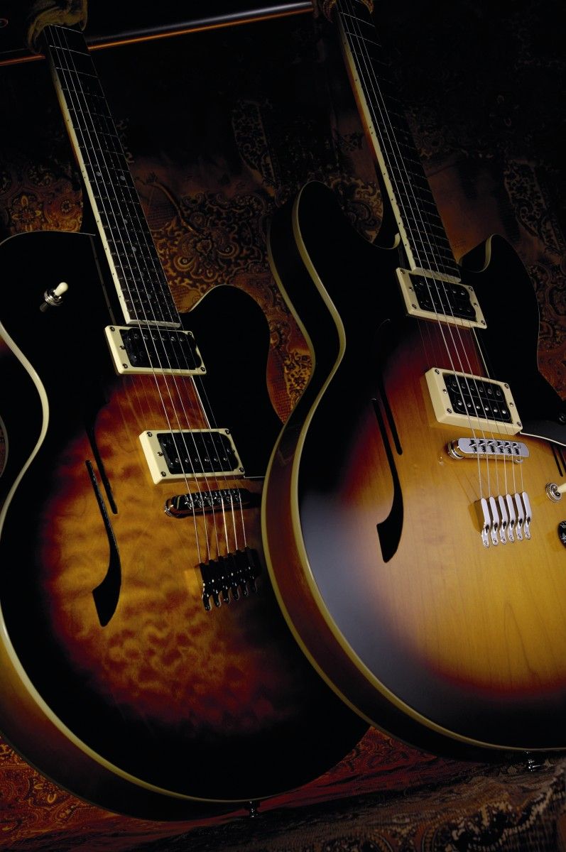 Two tasty semis: the AE500 (left) and SA500 (left).