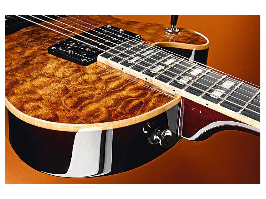 The 50mm body depth restricts upper fret access