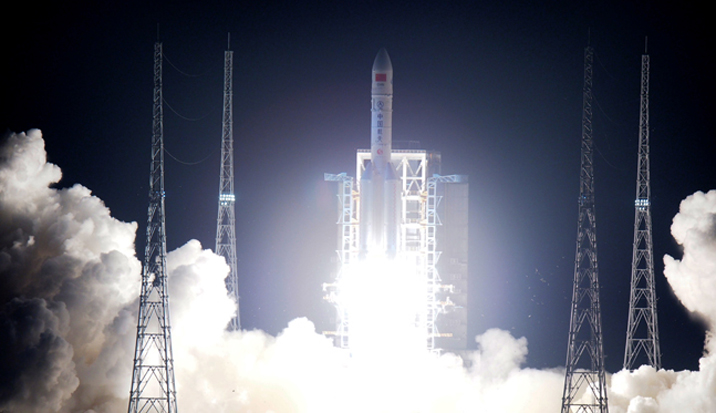 China&#039;s first heavy-lift Long March 5 rocket launches into space from the country&#039;s Wenchang launch center on Hainan Island at 8:43 p.m. Beijing Time on Nov. 3, 2016.