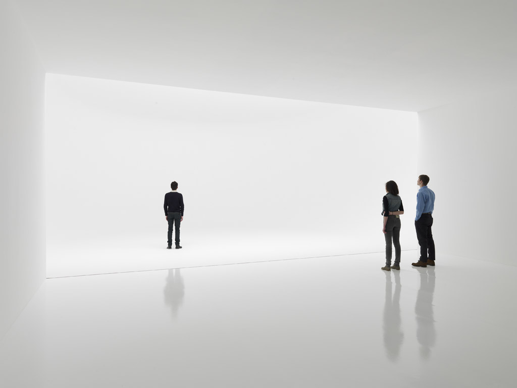 The &quot;Infinity Environment,&quot; an installation art piece by Doug Wheeler on display at the Doug Zwirner Gallery in New York City. Credit: Tim Nighswander/IMAGING4ART, courtesy of David Zwirner, New York (c) 2012 Doug Wheeler