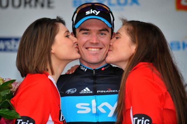 Kuurne-Brussel-Kurrne winner Chris Sutton (Sky) on the podium.