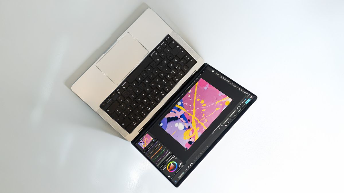 MacBook Pro 14 M5 Max