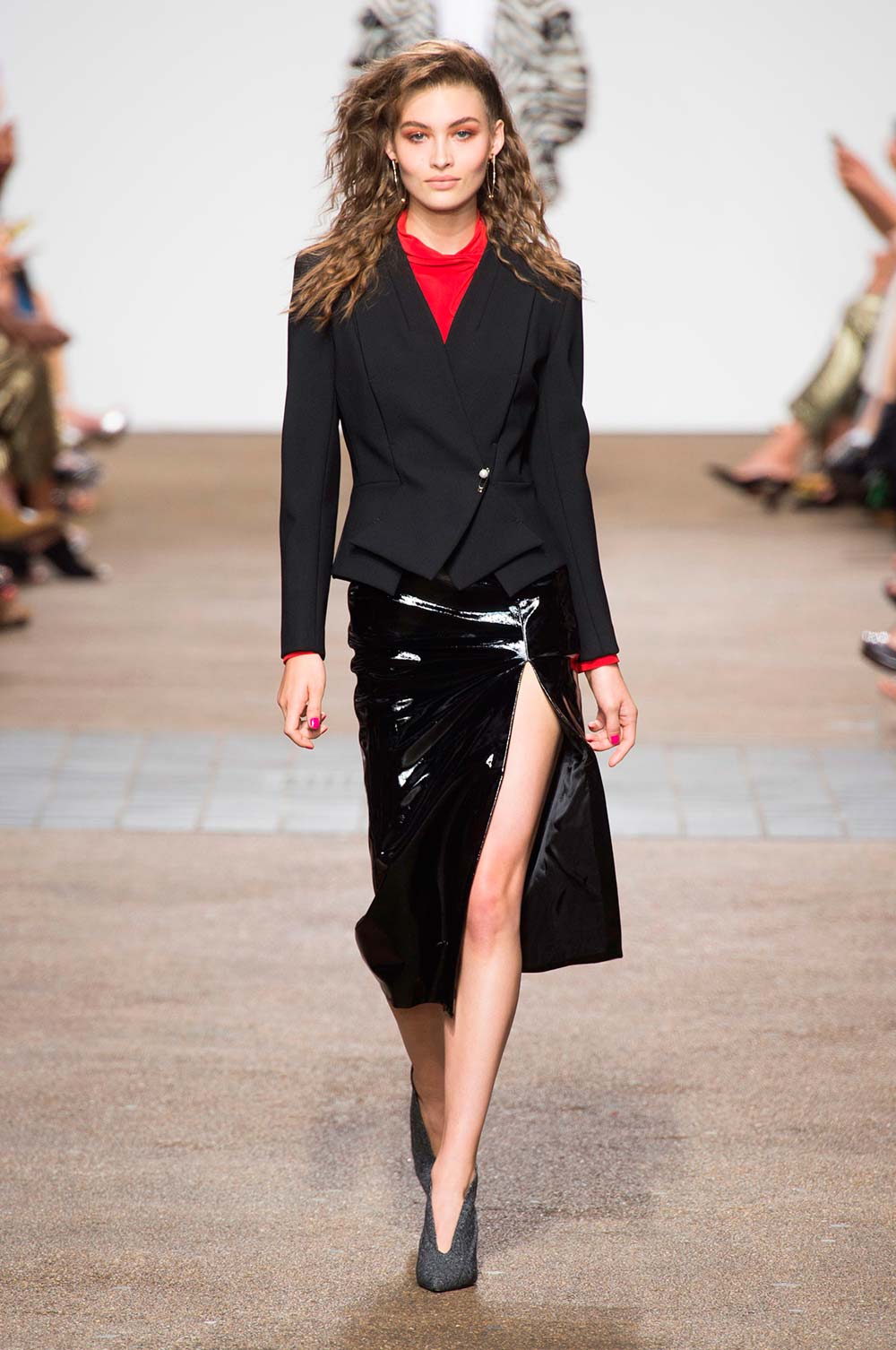 Topshop-Unique-Spring-summer-2017-LFW-09