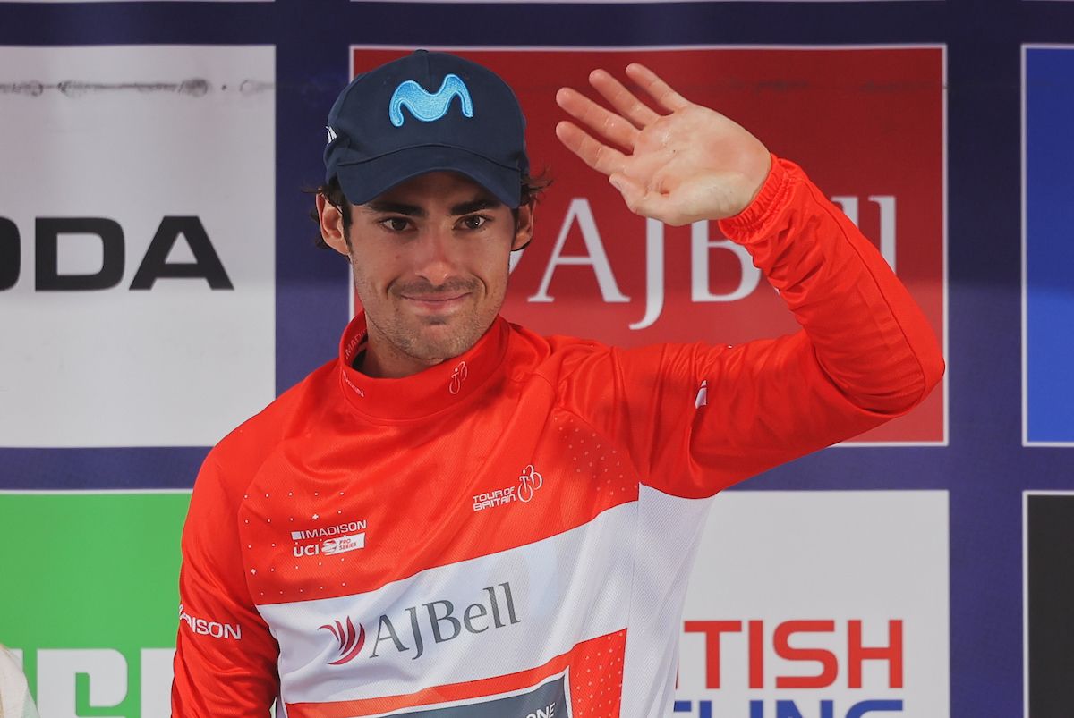 Picture by Alex WhiteheadSWpixcom 08092022 Cycling 2022 AJ Bell Tour of Britain Stage 5 West Bridgeford to Mansfield England Gonzalo Serrano of Team Movistar on the podium after taking AJBell Leaders Jersey