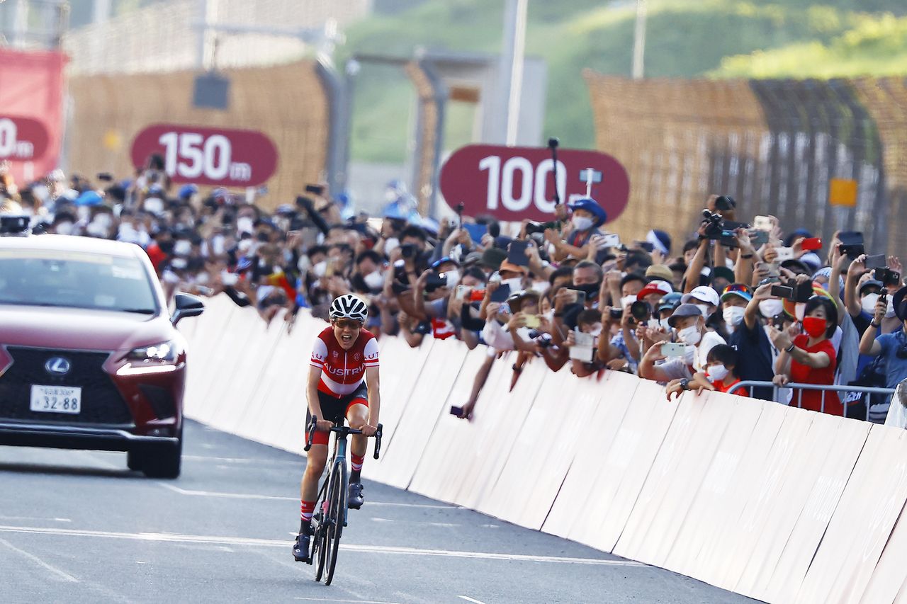 Tokyo 2020 Olympic Games Olimpiadi Tokyo 2020 Womens Road Race Musashinonomori Park Fuji Internetional Speedway 137 km 25072021 Anna Kiesenhofer Austria photo Luca BettiniBettiniPhoto2021