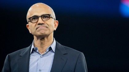 Satya Nadella w 2014 r.: kobiety nie powinny prosić o podwyżkę