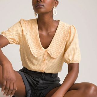 gingham blouse with wide collar in yellow
