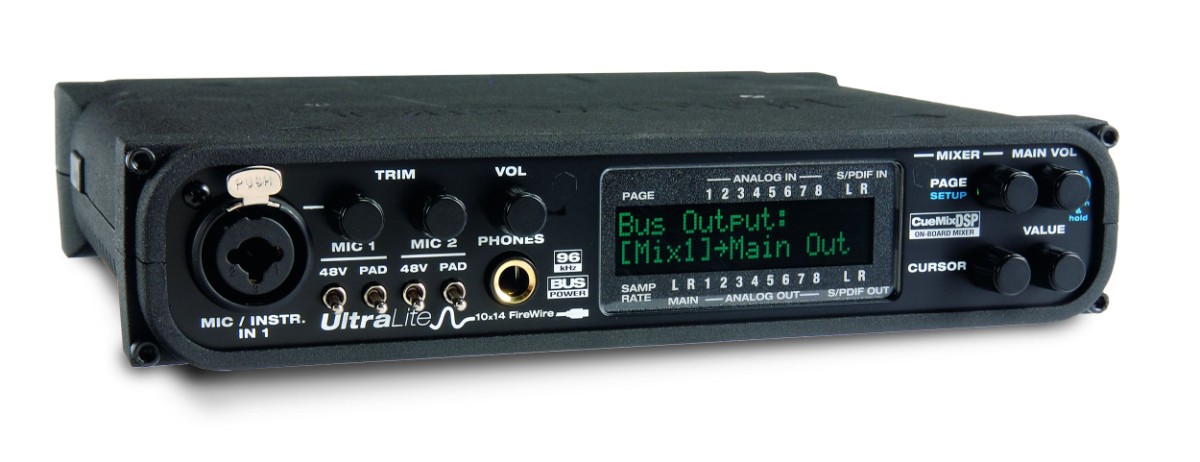 The unit can be fully-controlled from the front panel without need for a computer