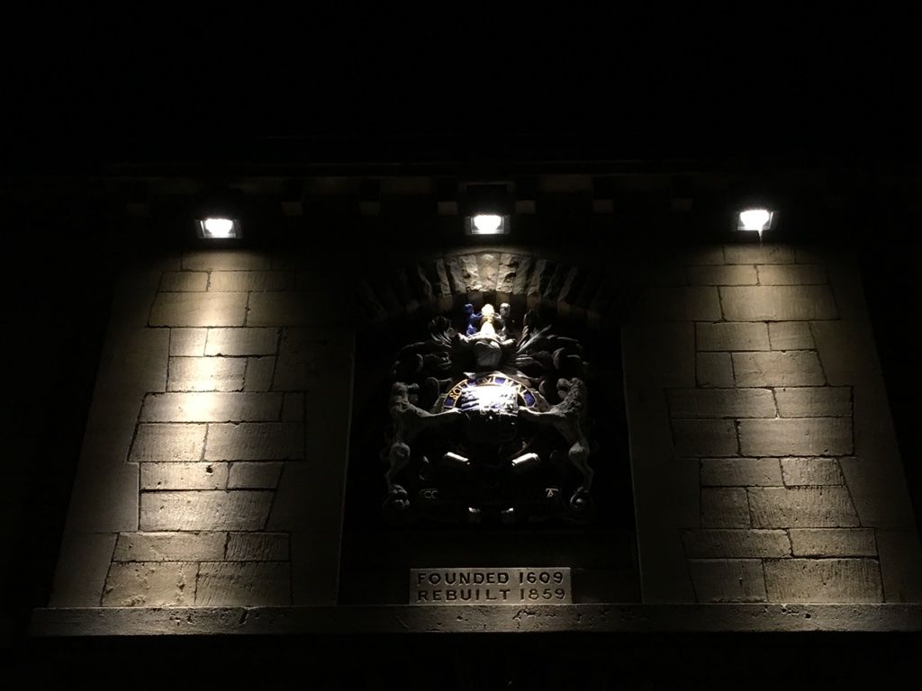 The iPhone 6S is capable of handling mixed scenes well - here, the exposure is manually dropped