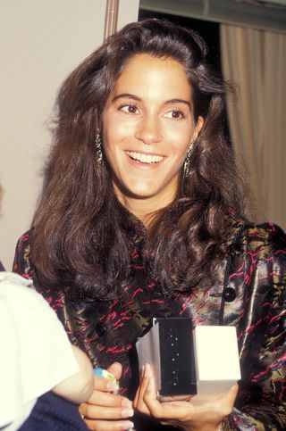 80s hair - jami gertz