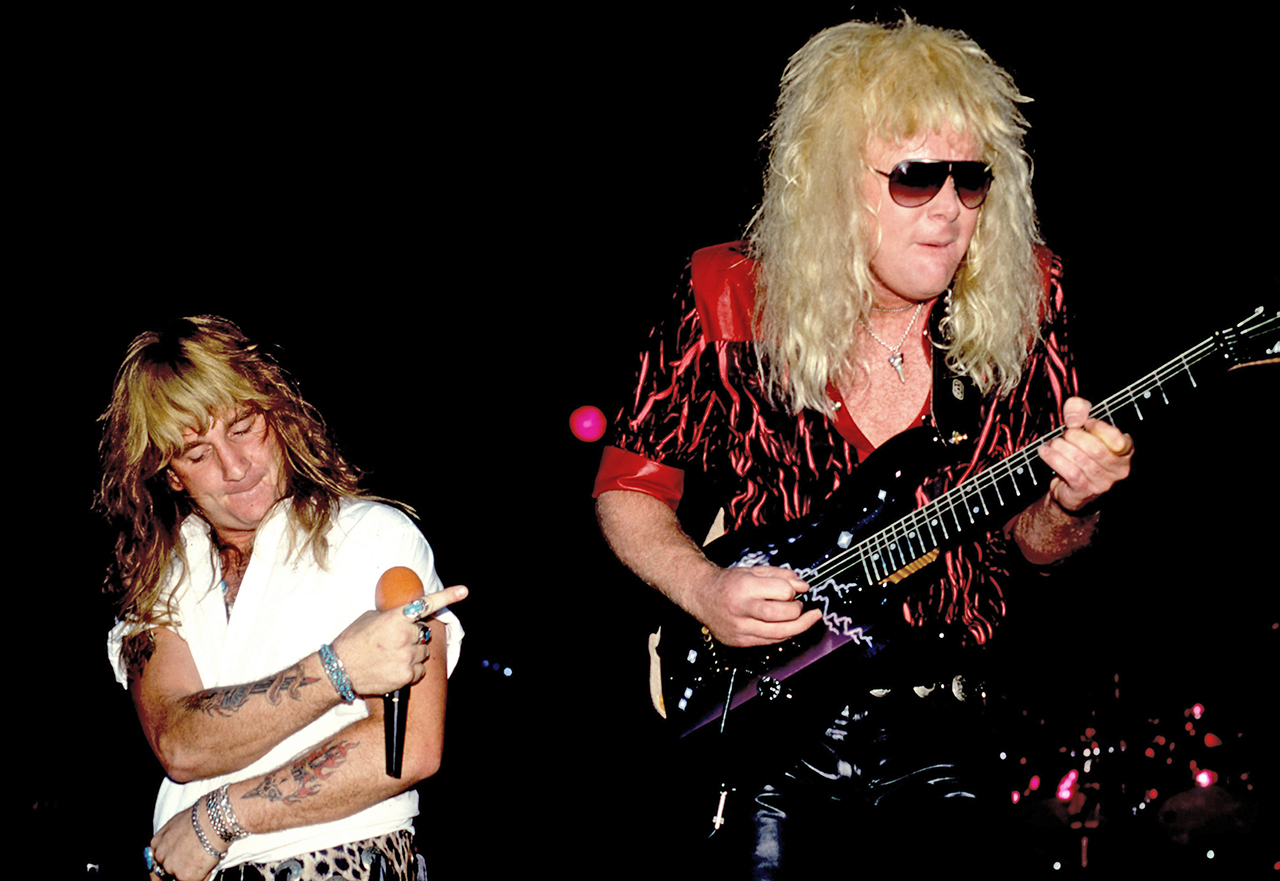 Great White's Jack Russell (left) and Mark Kendall right performing in Chicago, Illinois on June 11, 1984