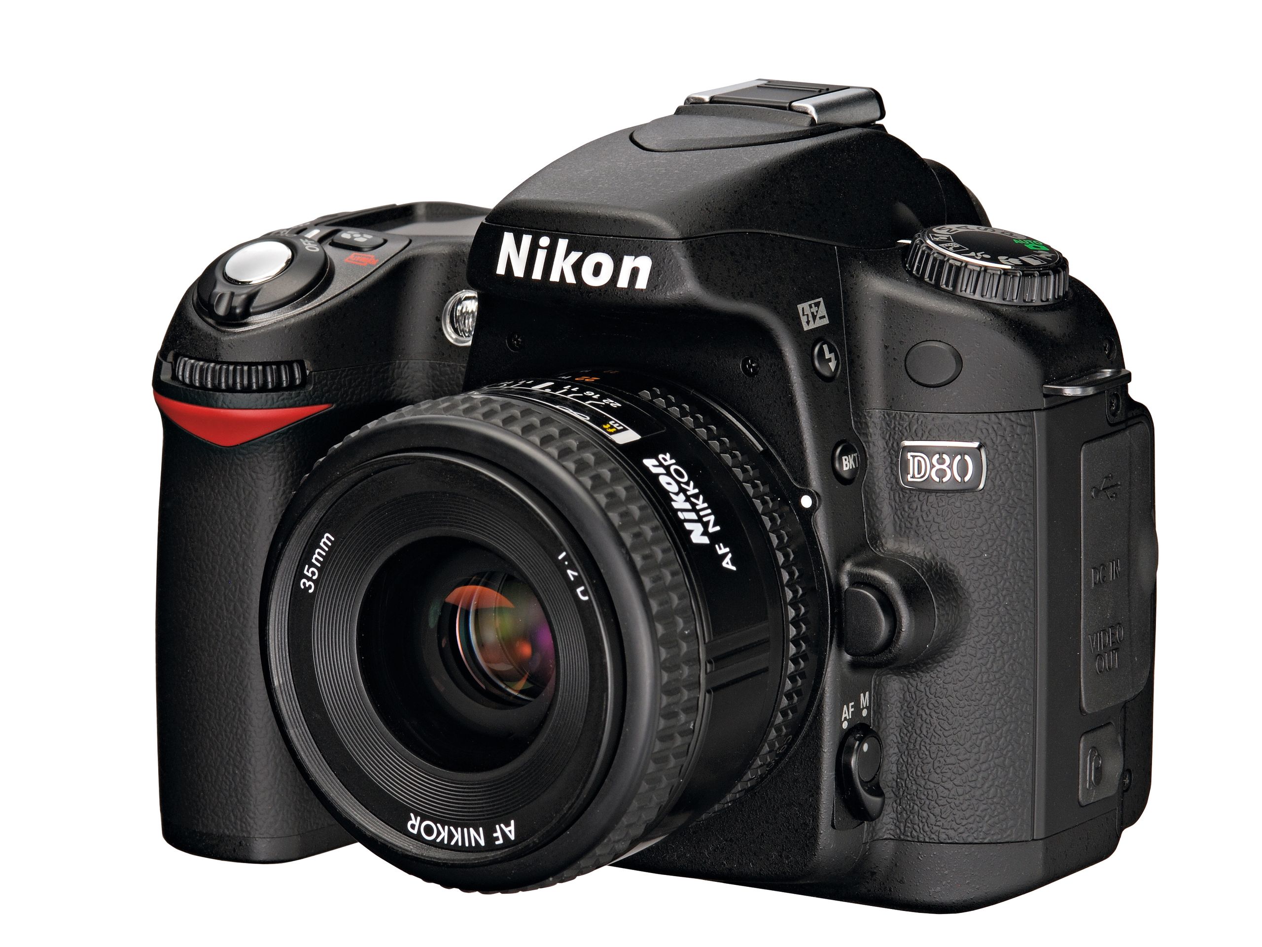 Nikon D80 avec objectif Nikkor AF-S 18-70mm f3.5-4.5 G ED DX *A