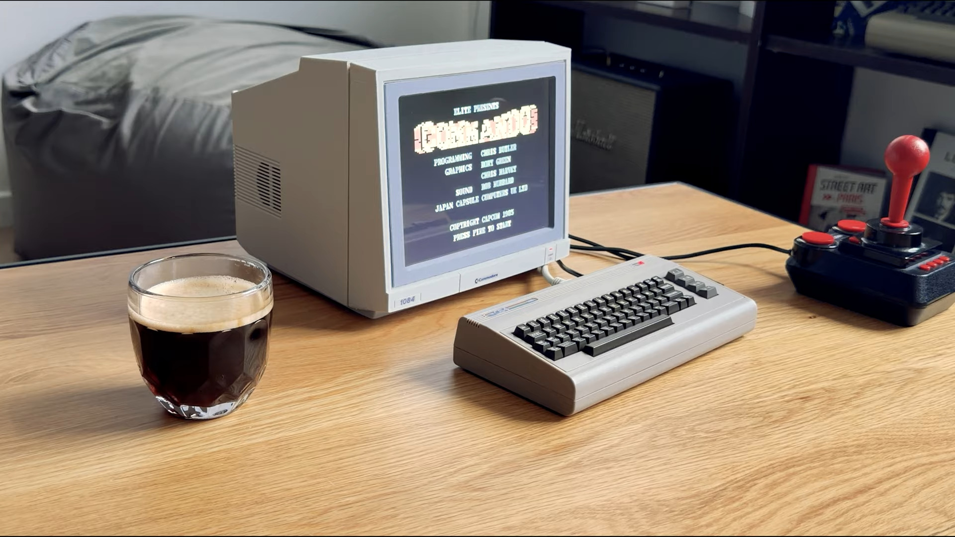 Scale sized Commodore 1084 monitor mini remake