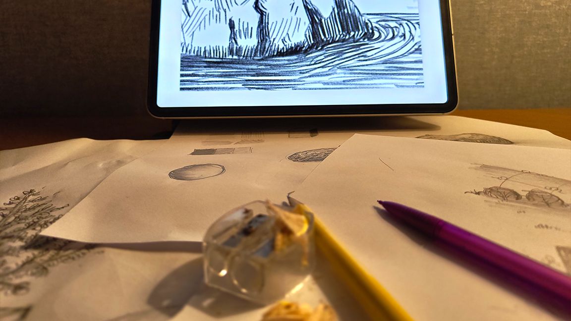 Simply Draw iPad app; pencils, paper, and an iPad