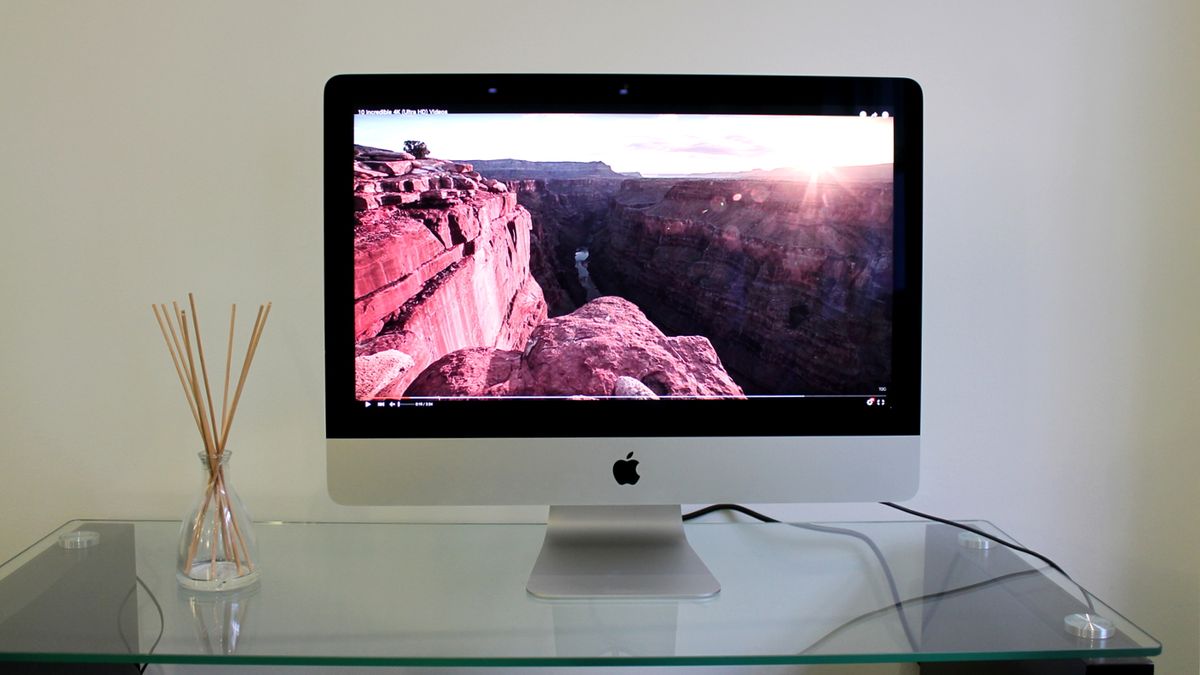 Apple iMac with 4K Retina display (21.5-inch