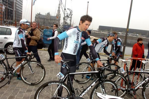 Kevin Lacombe (Spidertech) at the start