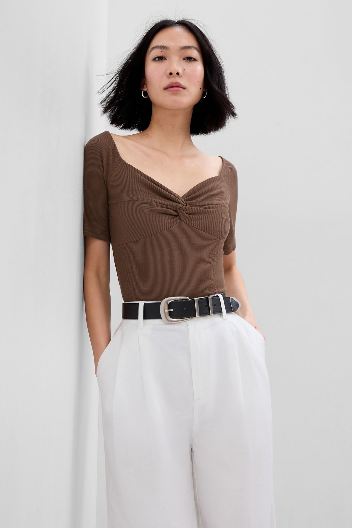 Gap Mini Rib Sweetheart T-Shirt in brown