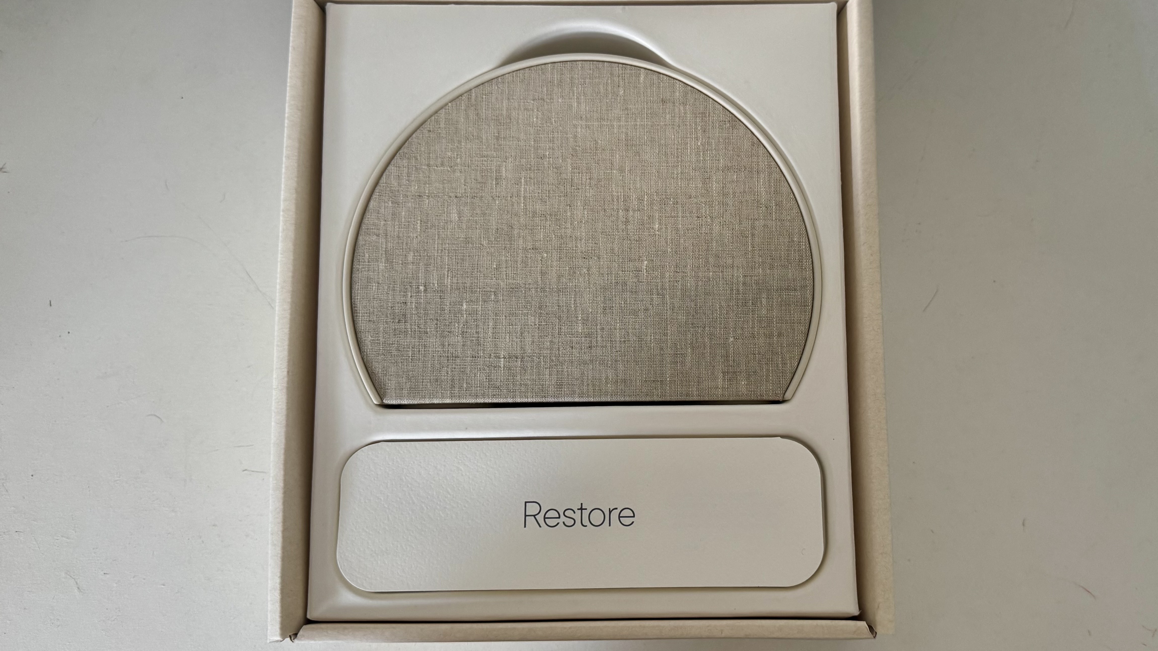Unboxing of Hatch Restore 3