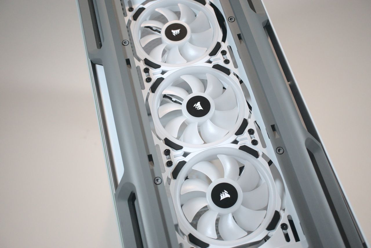 Corsair iCUE 5000T RGB