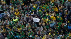 Crowds gather in Sao Paulo for Brazil's 200th anniversary of independence