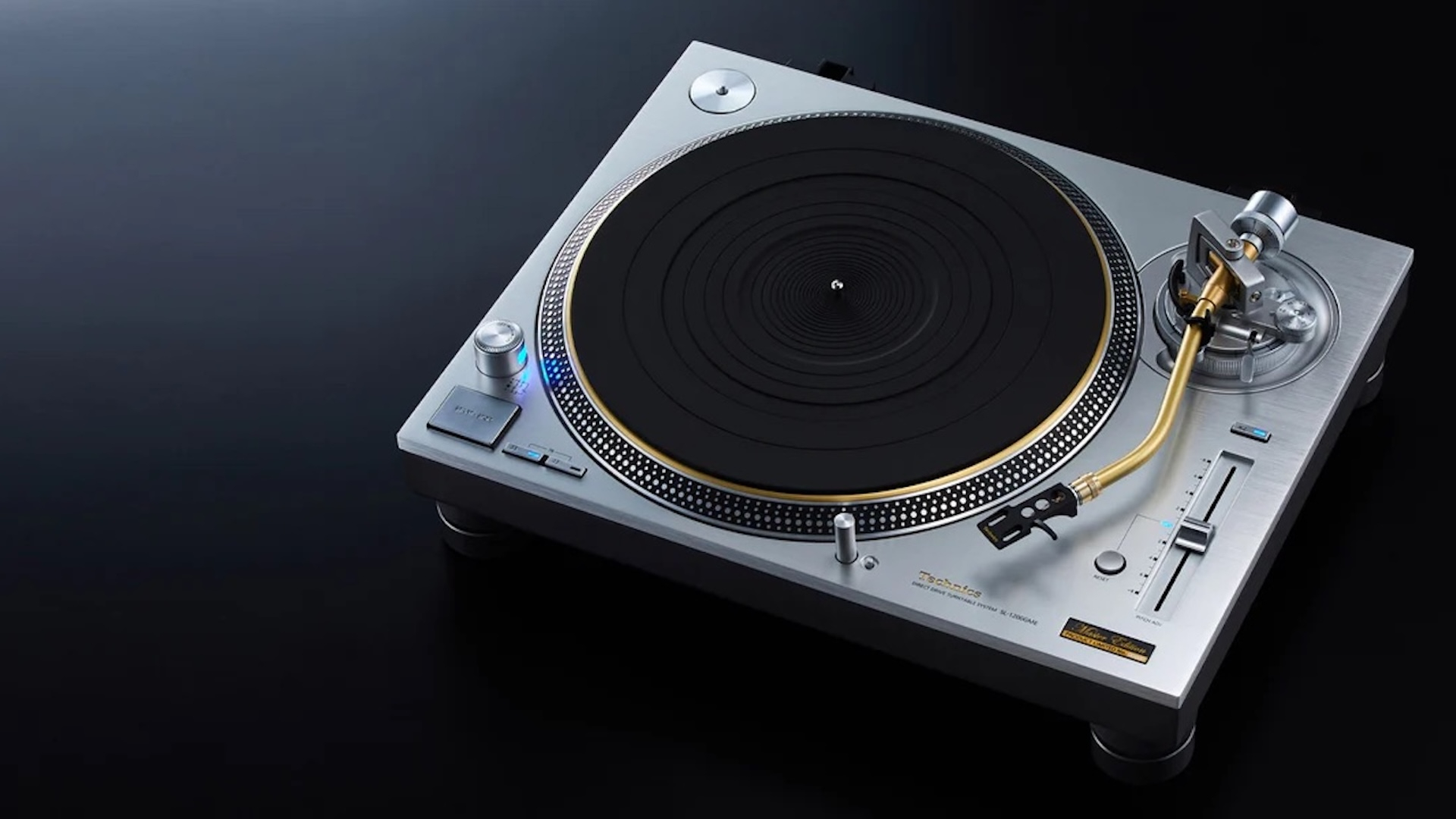 The Technics SL-1200G Series turntable