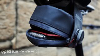 Close up of the Silca Mattone saddle bag zip
