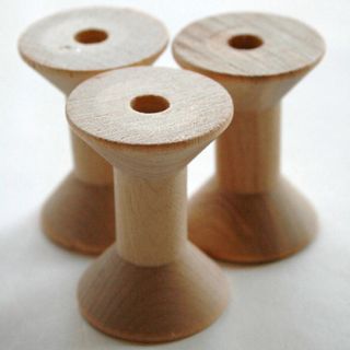 Medium wooden ribbon spools