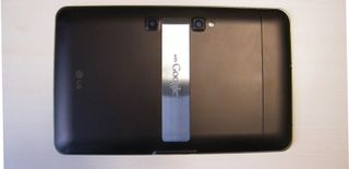 lg optimus pad back 3d camera