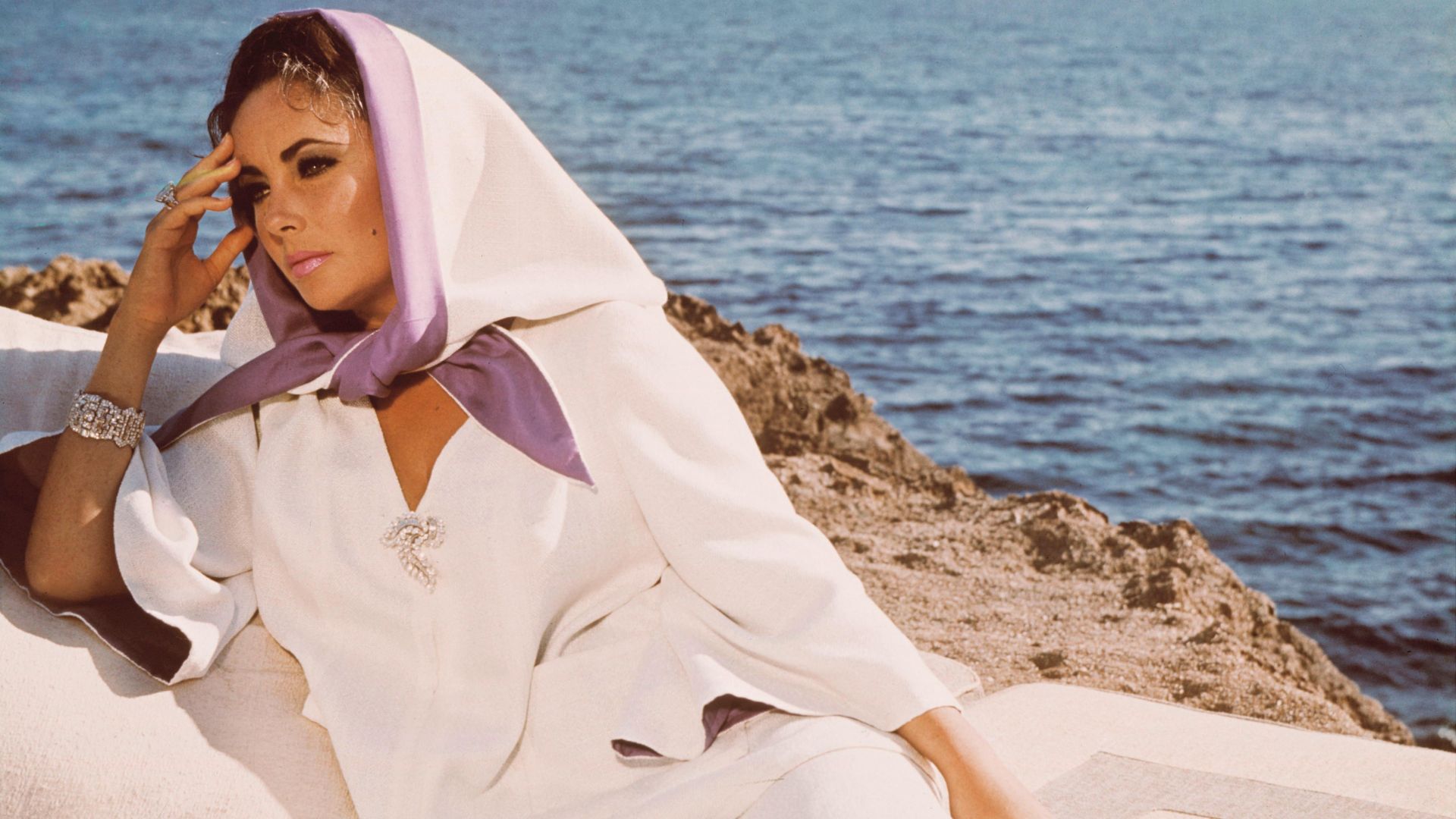 Elizabeth Taylor in 1968&#039;s Boom!