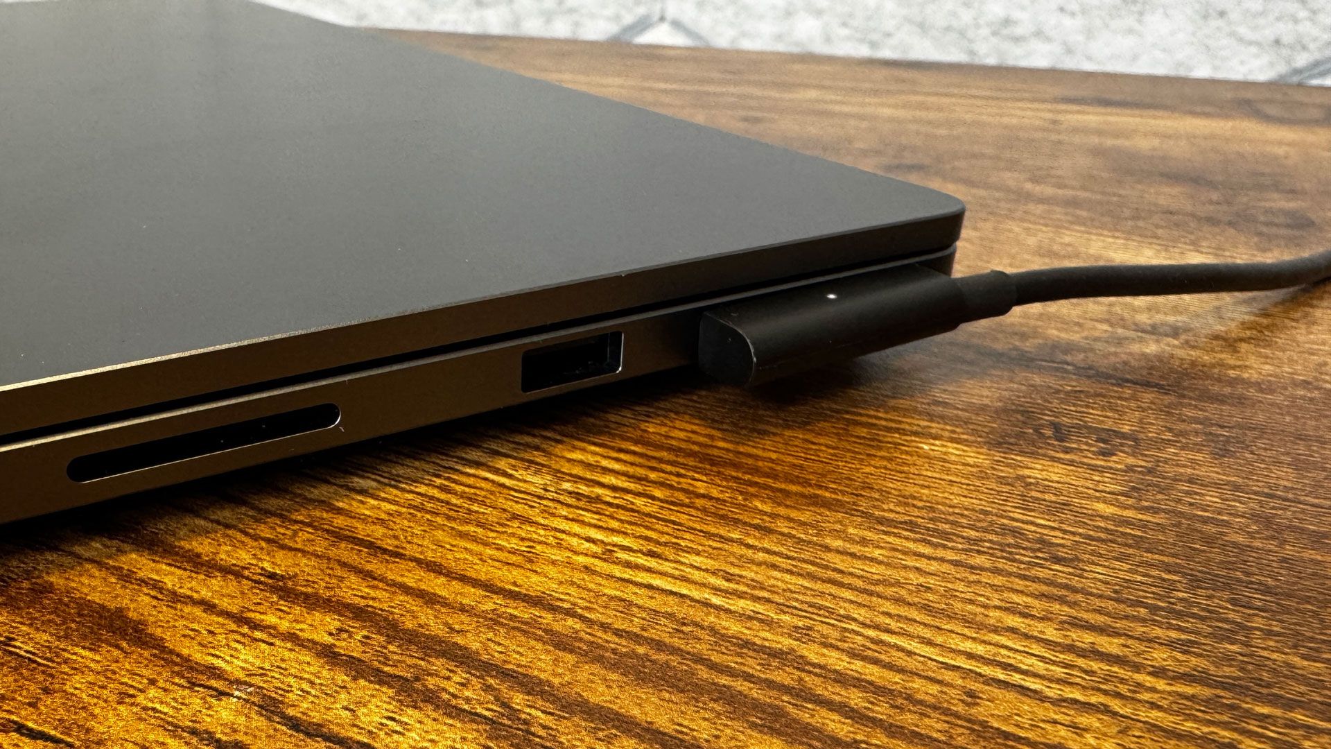 Microsoft Surface Laptop Ultra