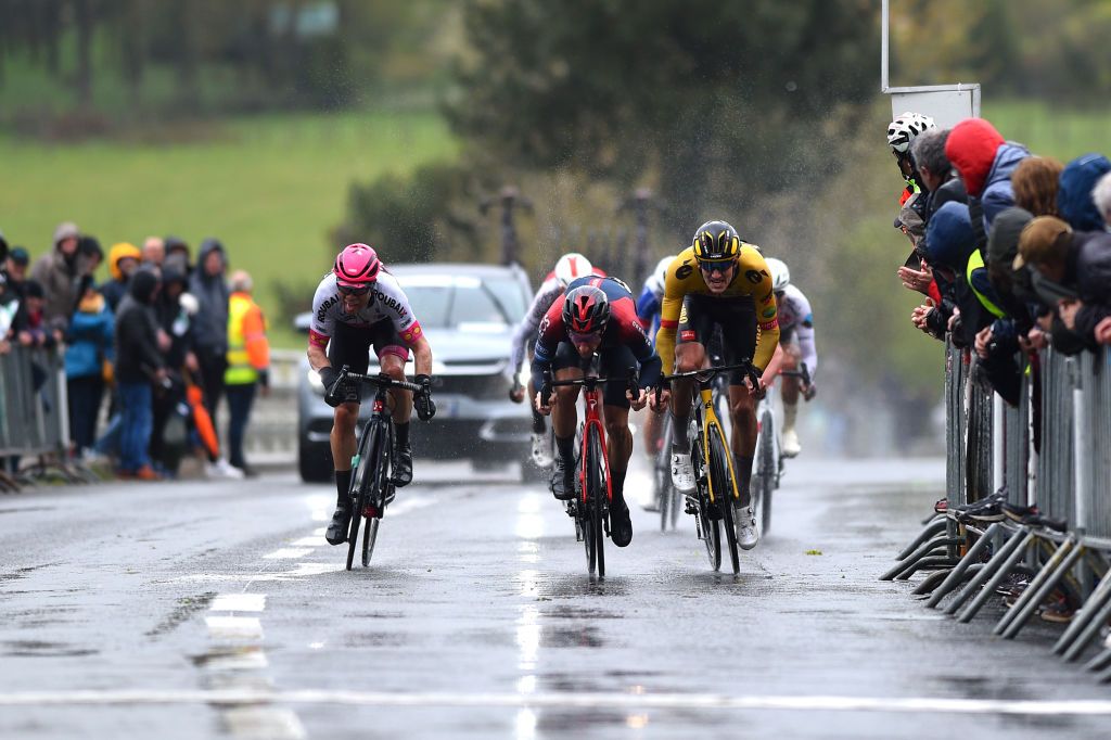 LA CHAPELLESAINTAUBIN FRANCE APRIL 08 LR Elia Viviani of Italy and Team INEOS Grenadiers and Mick Van Dijke of Netherlands and Team Jumbo Visma sprint at finish line during the 68th Circuit Cycliste Sarthe Pays de la Loire 2022 Stage 4 a 1364km stage shortened due to bad weather conditions from La ChapelleSaintAubin to La ChapelleSaintAubin CircuitSarthe on April 08 2022 in La ChapelleSaintAubin France Photo by Dario BelingheriGetty Images