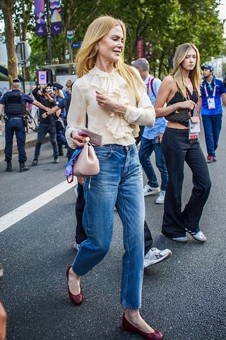 Nicole Kidman wearing jeans at the Olympics