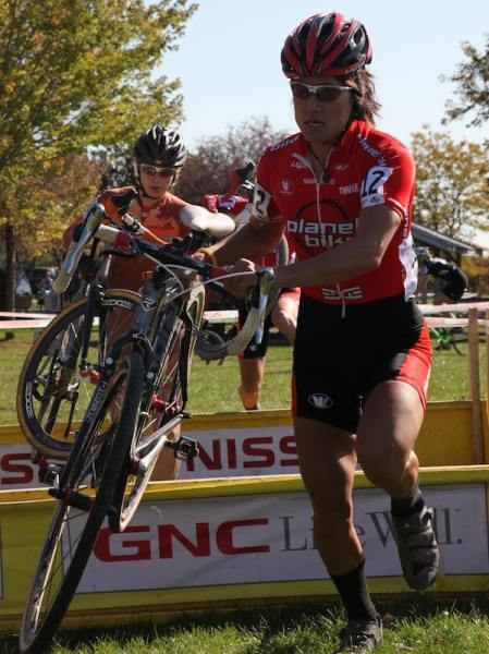 Linda Sone (Planet Bike) and Linnea Koons (October Factory Racing) give chase