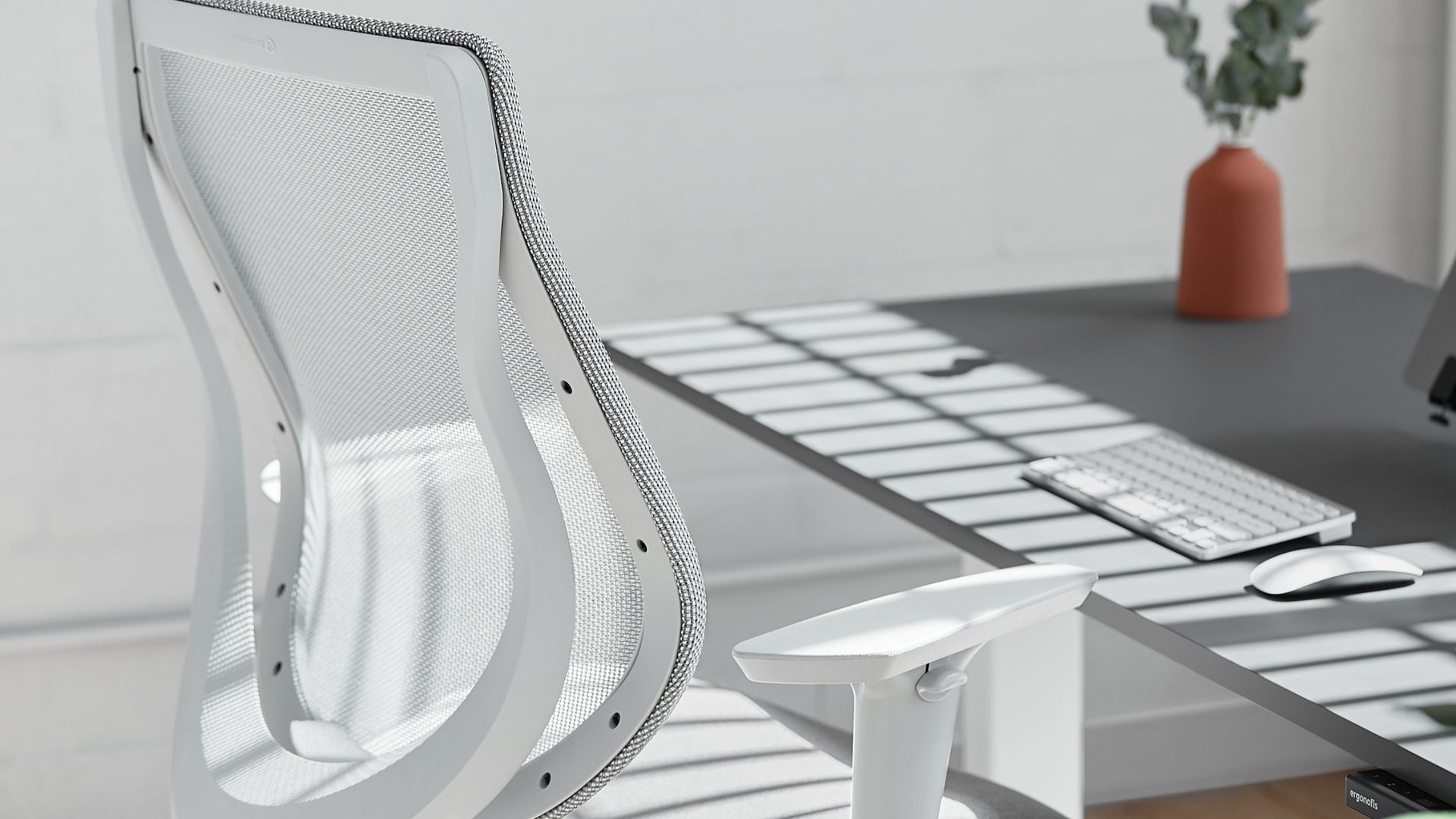 what-is-the-best-type-of-office-chair-for-long-hours-techradar