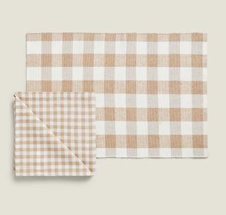 gingham placemat