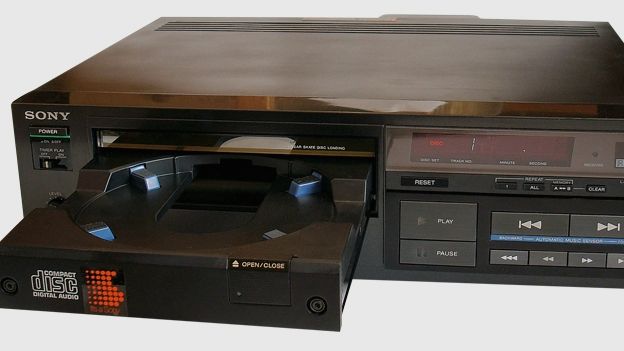 Sony CDP-101 CD Player (1983)
