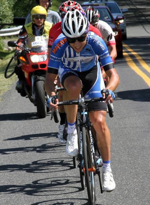 Kiel Reijnen (UnitedHealthcare) finally drills it and makes the split on the break.