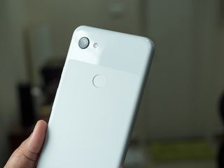 Pixel 3a XL in Clearly White