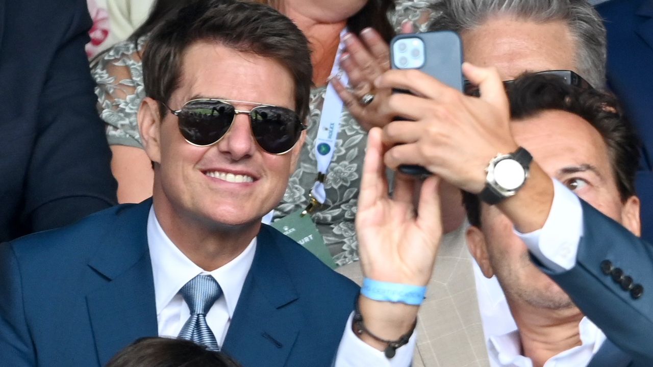 who does tom cruise support in football
