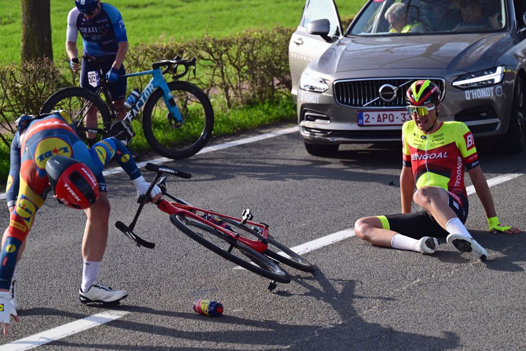Lidl-Trek Italian rider Simone Consonni and Bingoal WB Belgian rider Nathan Vandepitte crash during the 'Classic Brugge-De Panne' men's elite one-day cycling race, 198,9 km from Brugge to De Panne, on March 20, 2024. (Photo by LAURIE DIEFFEMBACQ / Belga / AFP) / Belgium OUT
