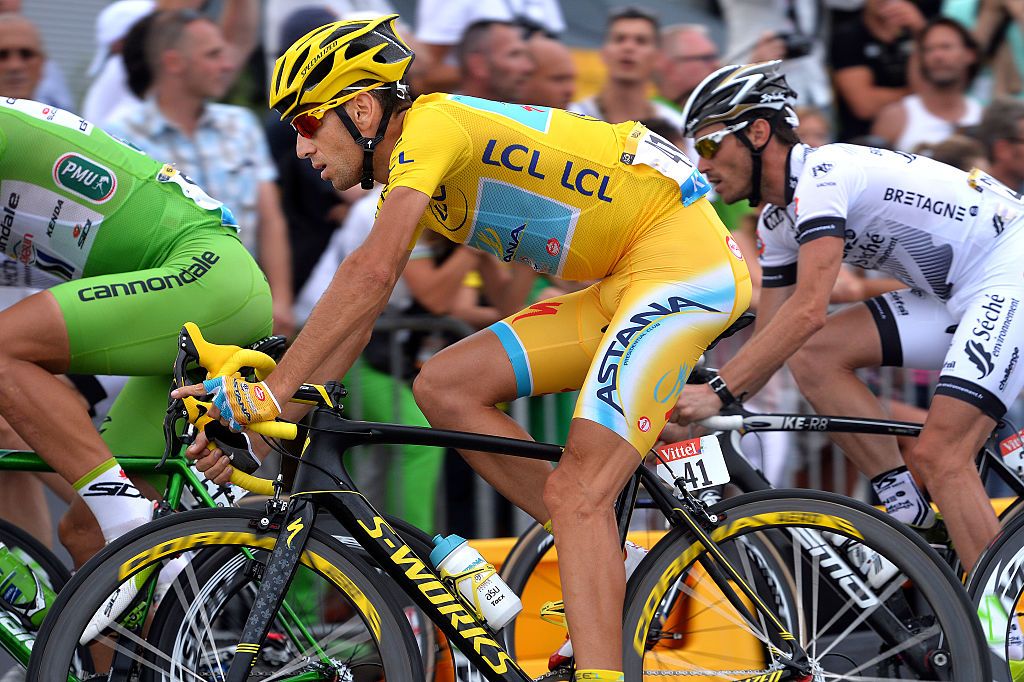 Vincenzo Nibali &ndash; then with Astana &ndash; rode a very similar Specialized S-Works Tarmac SL7 on his way to a first Tour de France title in 2014 to the one available here on eBay