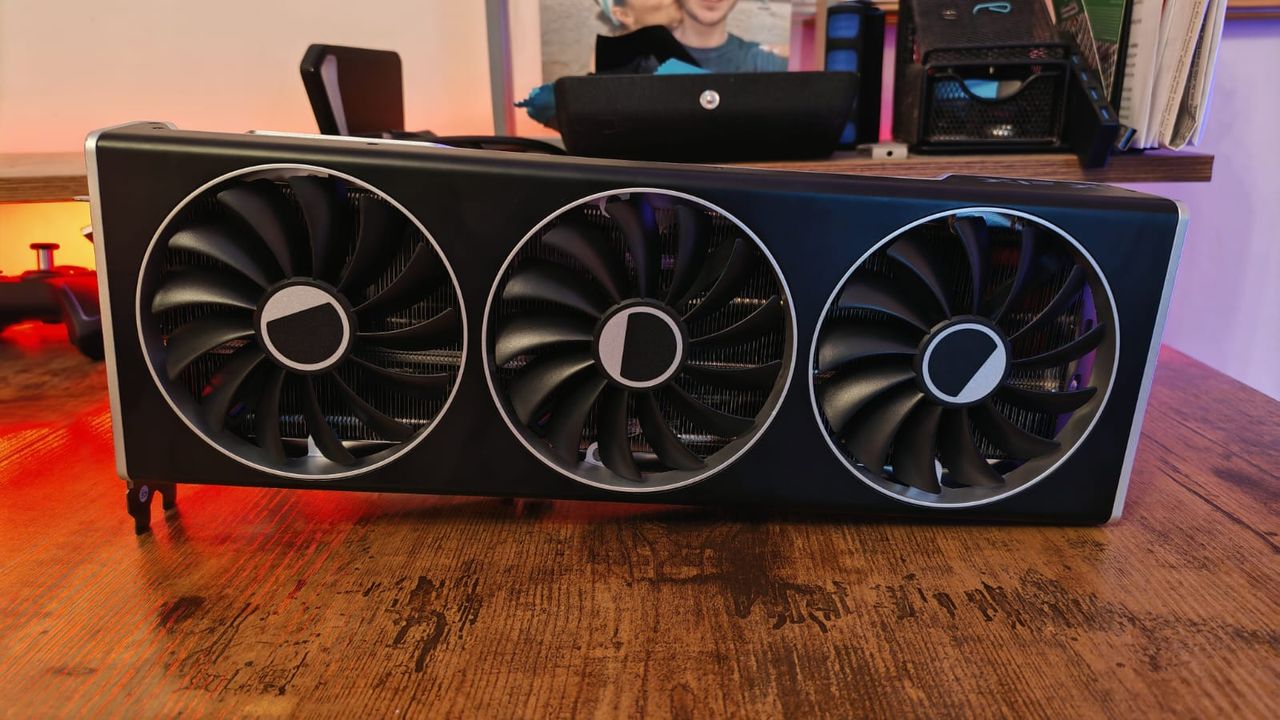 I still have a soft spot for the Radeon RX 7900 XTX in 2026, but does this last-gen flagship hold its own against Nvidia's younger DLSS-obsessed rivals?