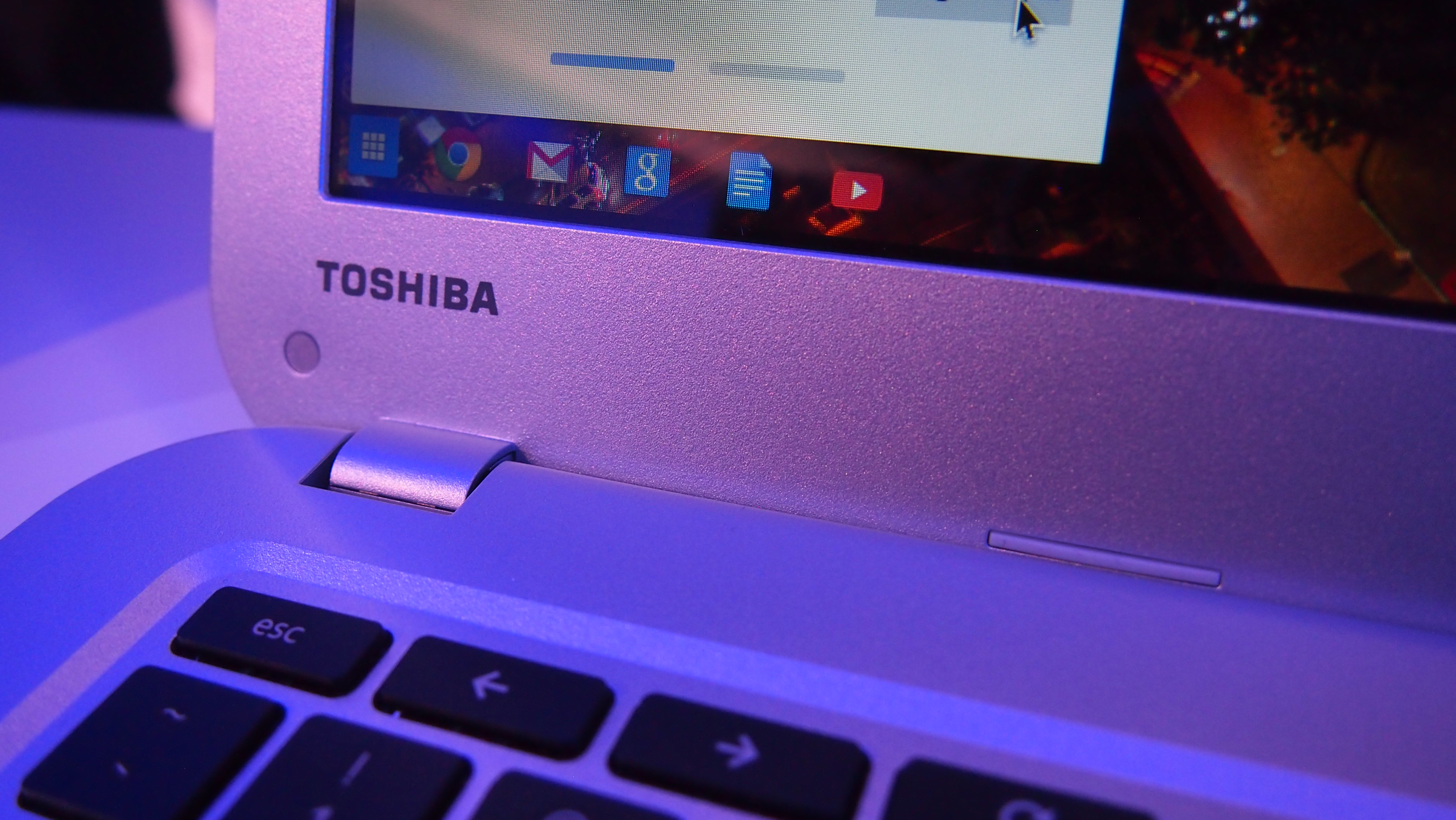 Toshiba Chromebook can&#039;t wait to improve your life, arrives early in US and UK