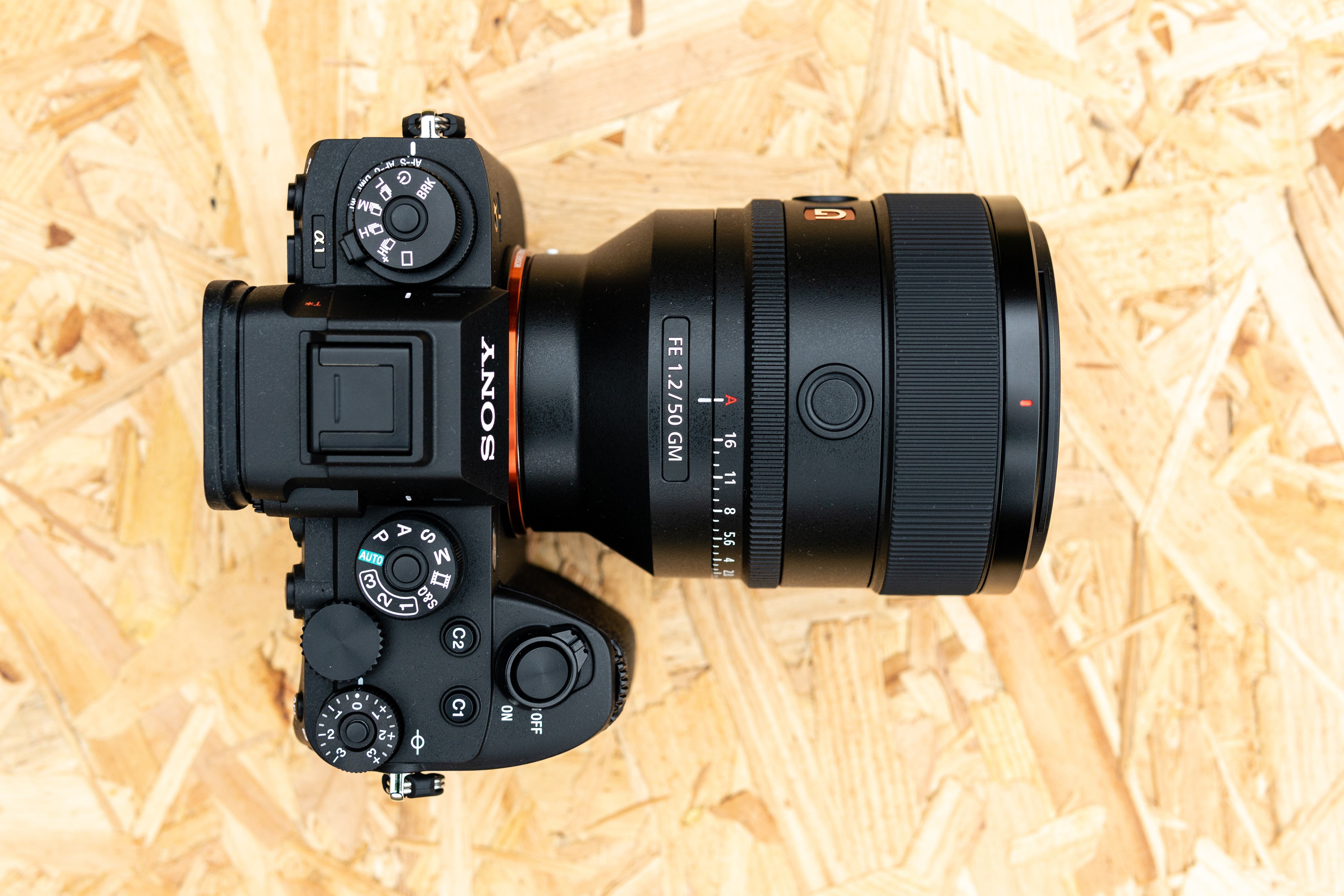 Sony FE 50mm f/1.2