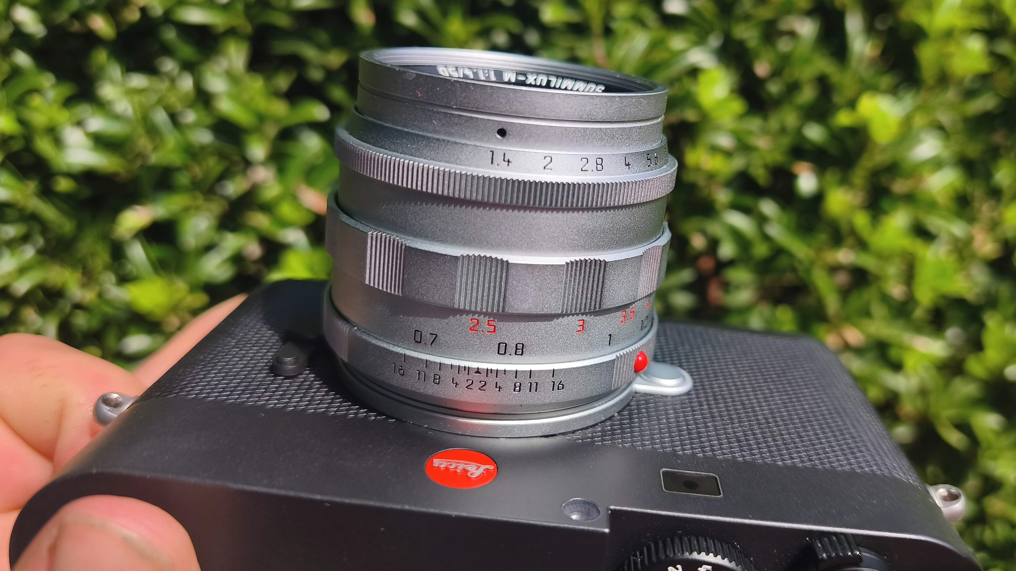Leica 50mm Summilux f/1.4