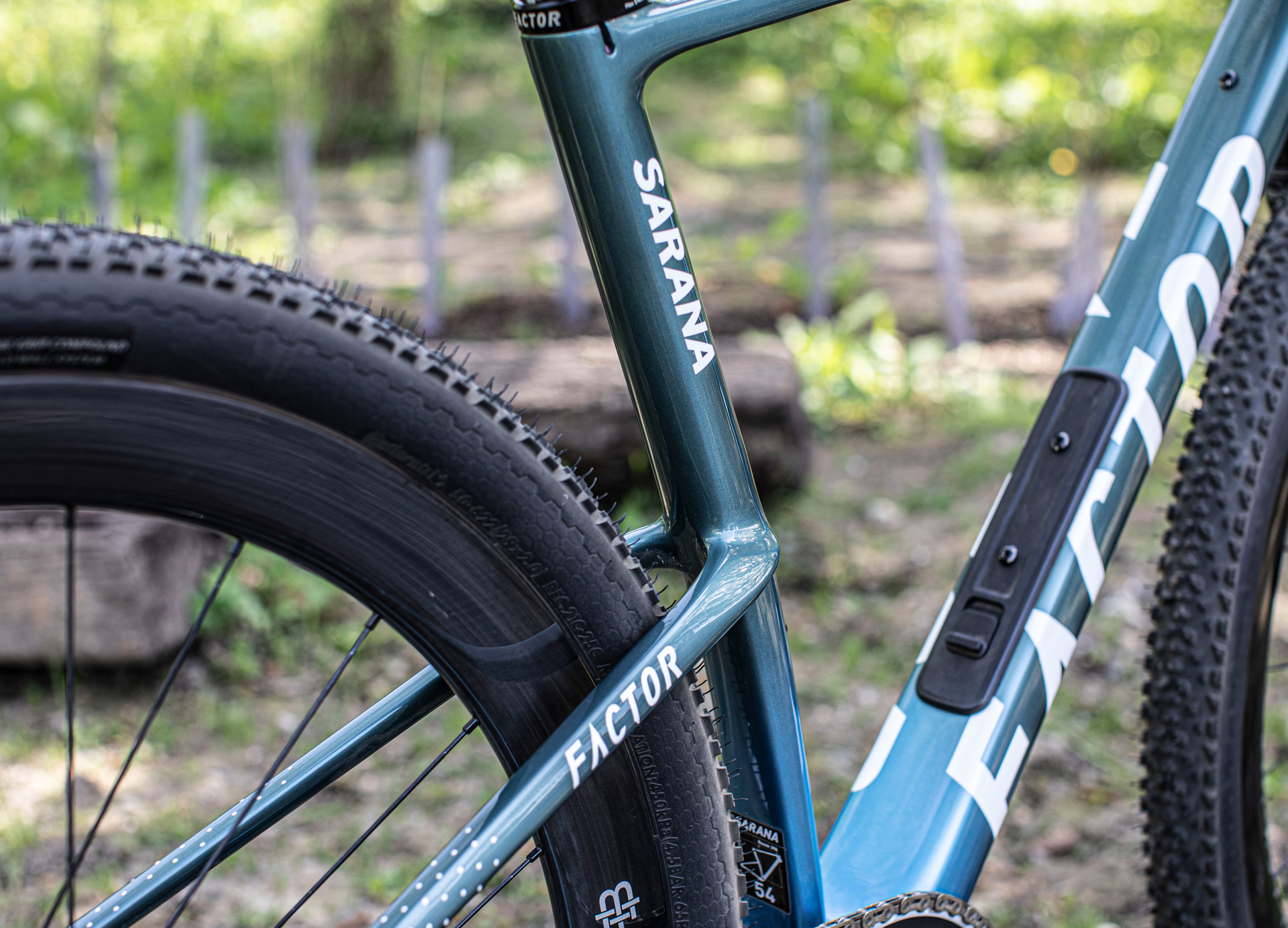 Factor Sarana gravel bike