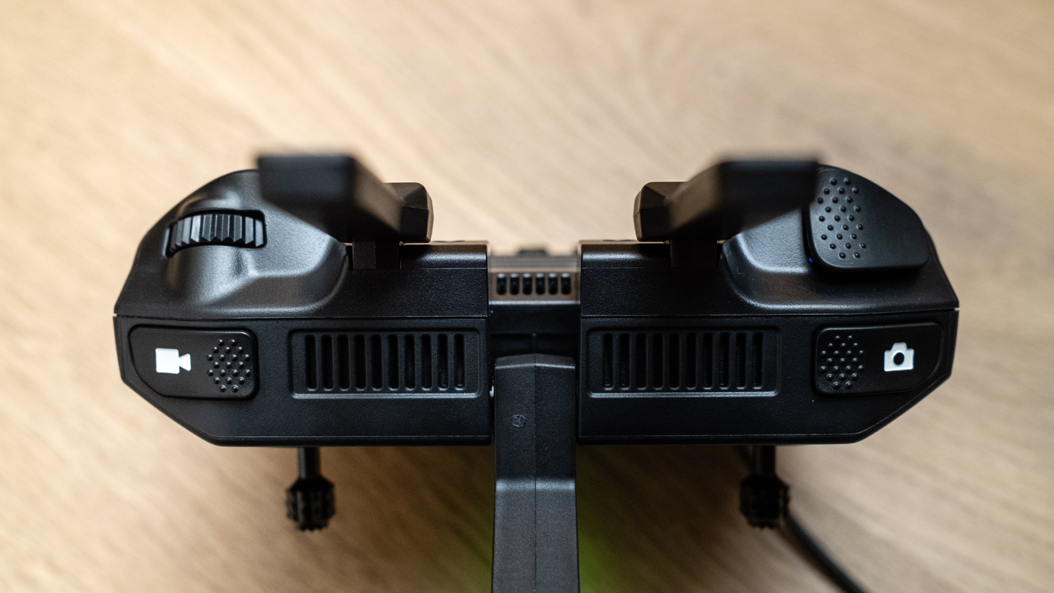 V-Copter Falcon Mini controller button detail