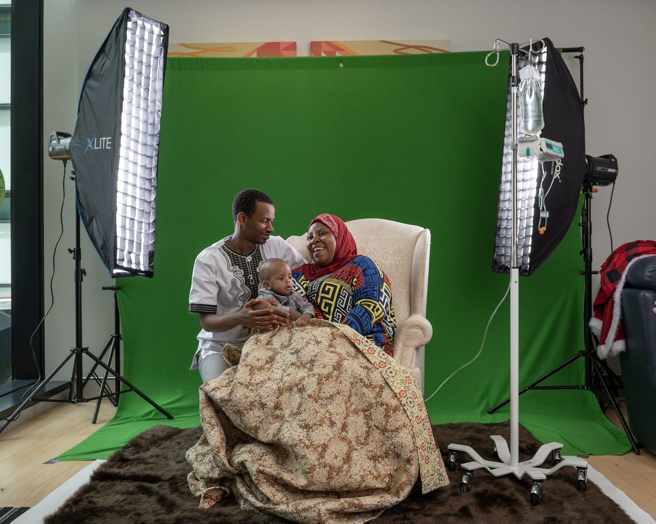 Santa Photoshoots with sick children in hospital