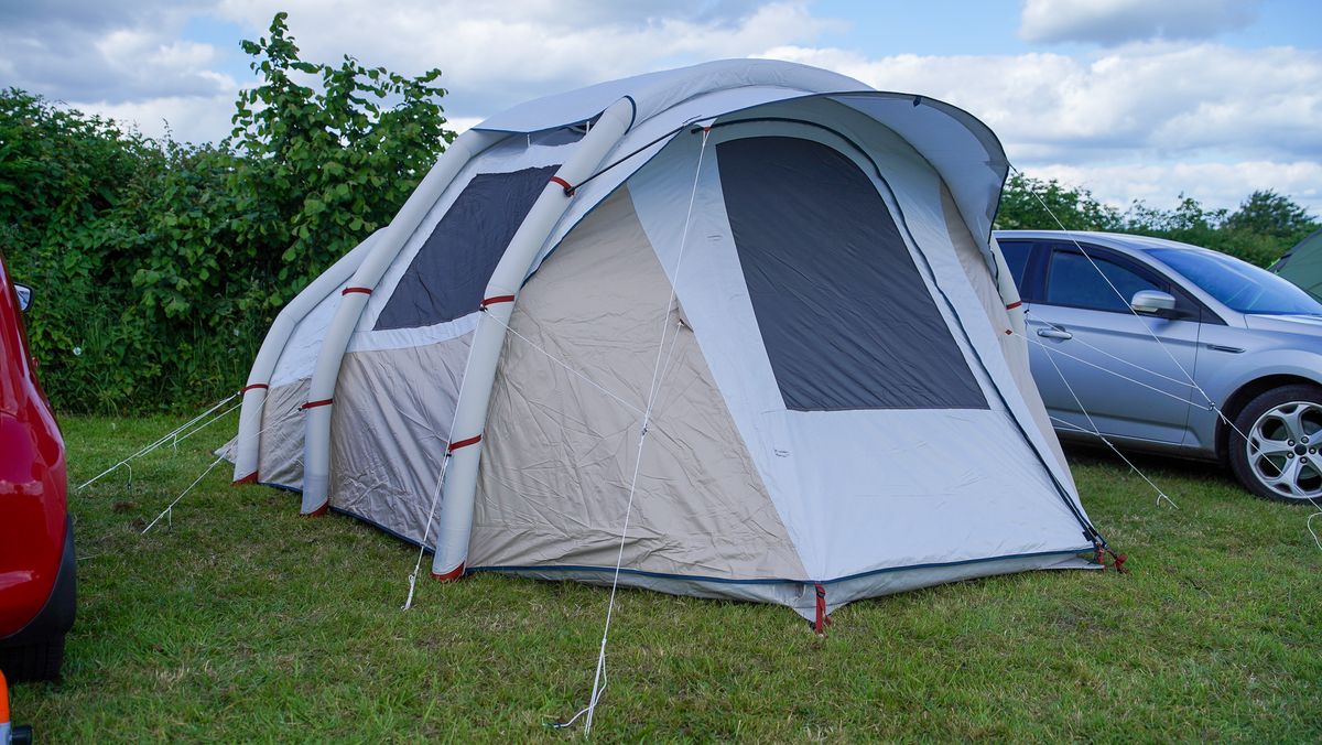 Quechua Inflatable Camping Tent Air Seconds 4.1 F&B 4 Person