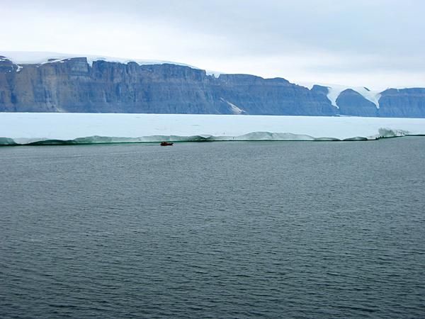 greenalnd-petermann-glacier-100806-02